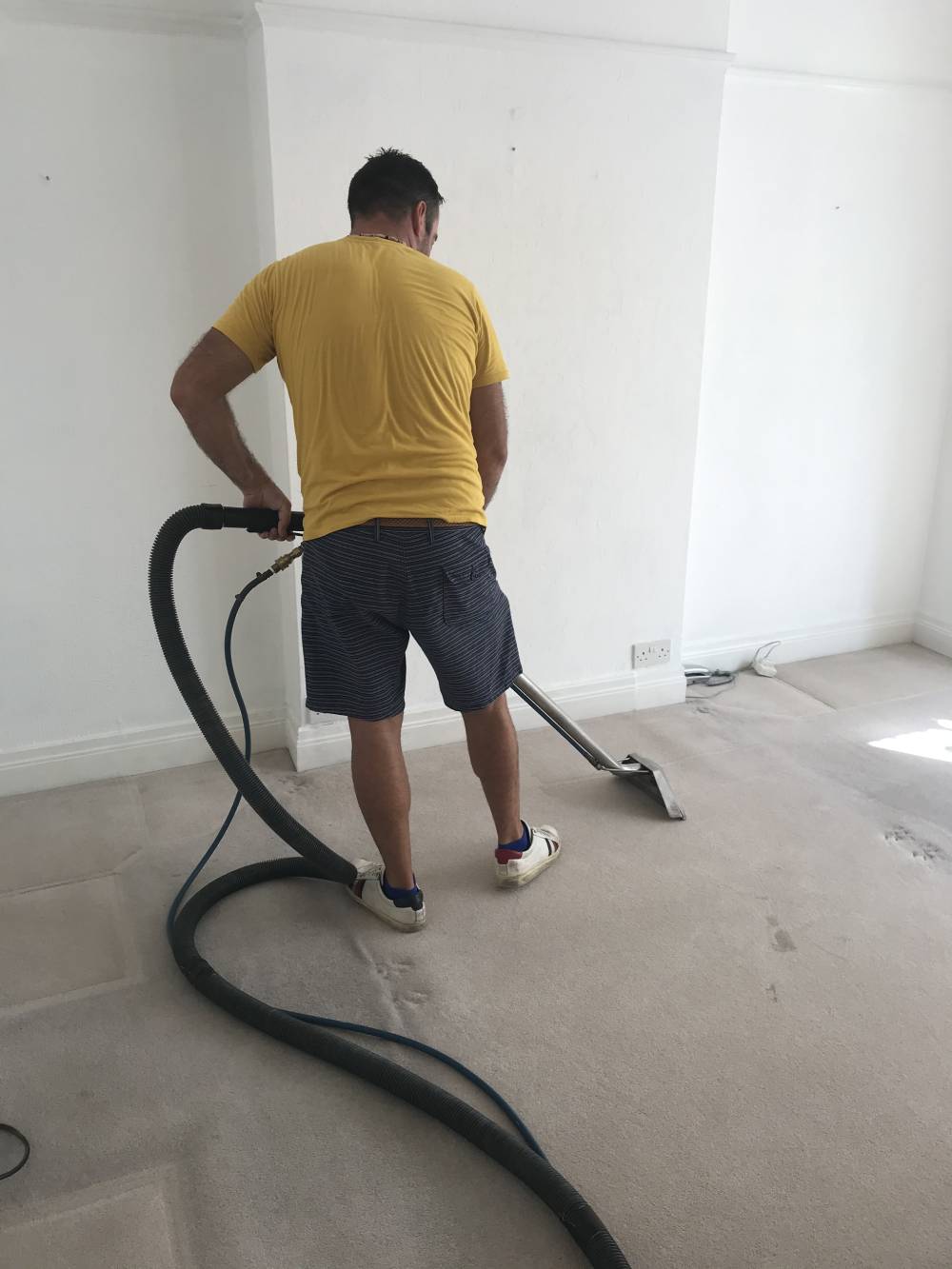 steam carpet cleaner london