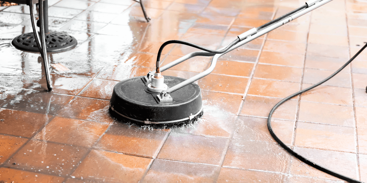 washing of a floor with professional cleaning equipment
