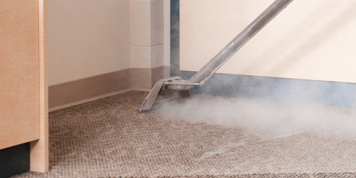 professional carpet steam cleaning machine used for an end of tenancy cleaning service in london