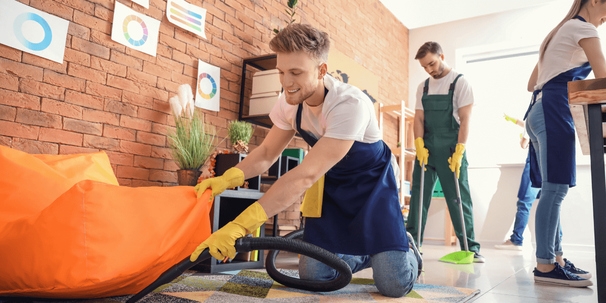 Professional end of tenancy cleaning team in action—deep cleaning a rental property to help tenants meet landlord standards and secure their deposit refund